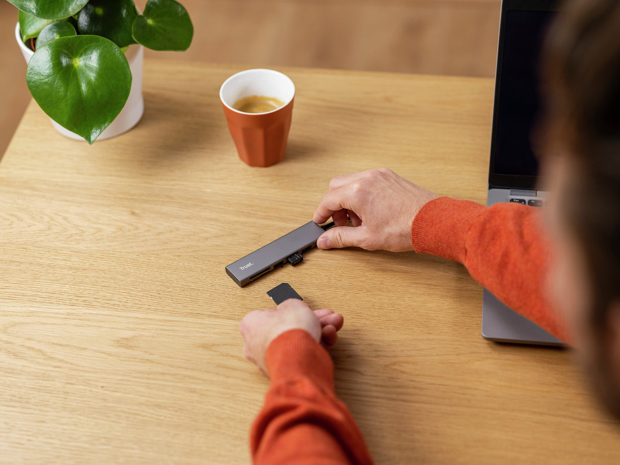 Trust Halyx USB 3.2 Gen 1 (3.1 Gen 1) Type-C 104 Mbit/s Alluminio