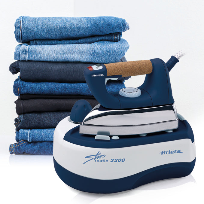 Ariete Stiromatic 2200 Ferro da Stiro a Caldaia White e Blue