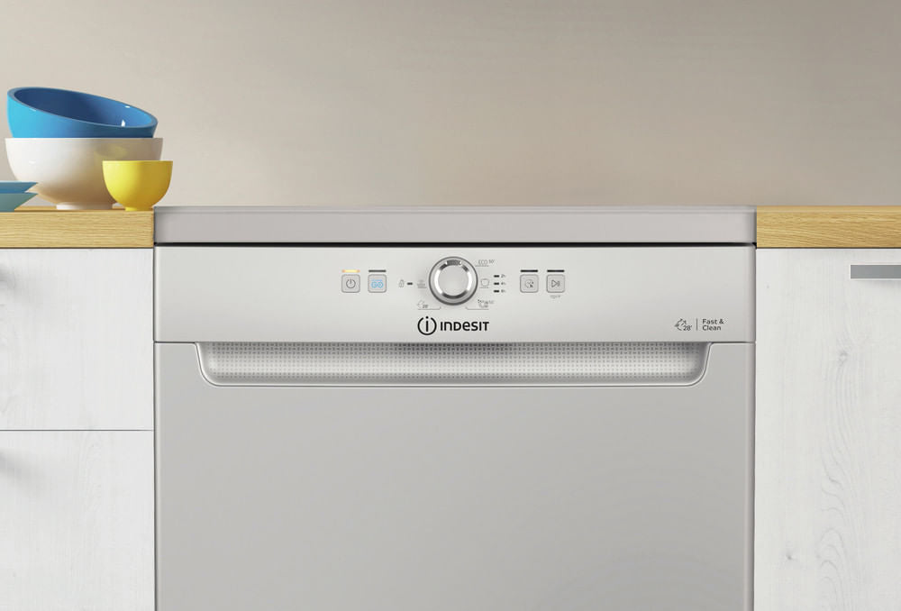 Indesit Lavastoviglie a libera installazione D2F HK26 S - D2F HK26 S