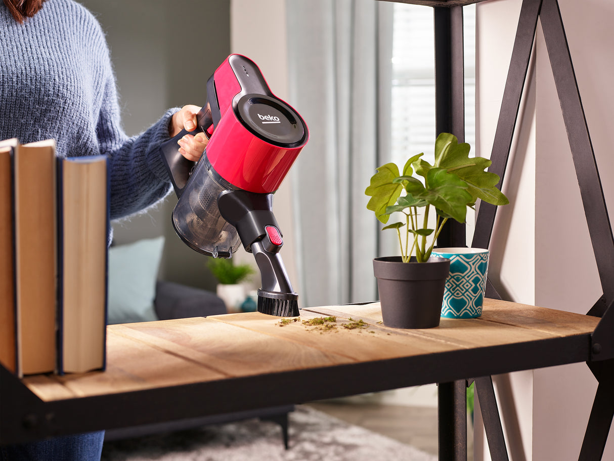 Beko VRT50121VR scopa elettrica Aspirapolvere elettrica Batteria Secco MIF Senza sacchetto 0,55 L 110 W Rosso