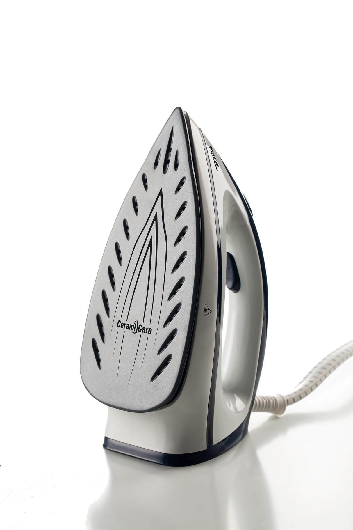 Ariete Steam Power Easy Sistema Stirante Blu e Bianco