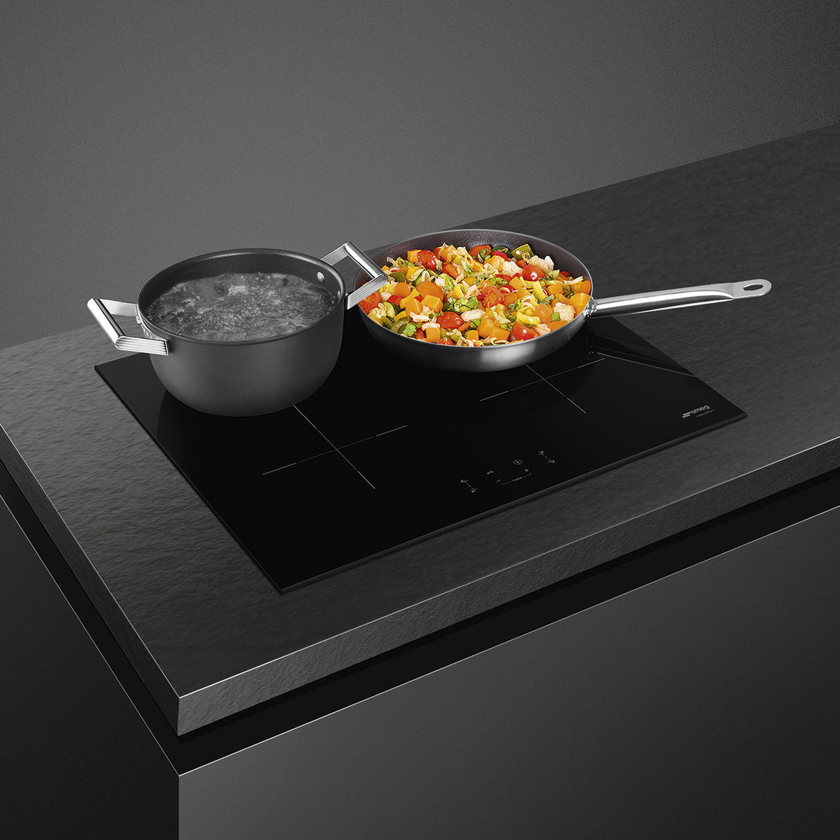 Smeg Universal Universale Piano di cottura SIB2641D Nero