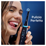 Oral-B Testine di Ricambio iO Series Ultimate Clean Black, testine rotonde di ricambio originali, con setole CrissCross per pulizia e rimozione della placca avanzate e in profondità, 2