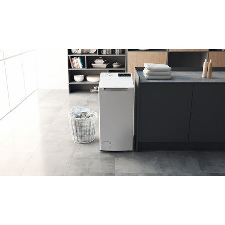 Hotpoint Ariston Ariston Lavatrice WMTG625BSIT/1 6kg Classe B Antimacchia