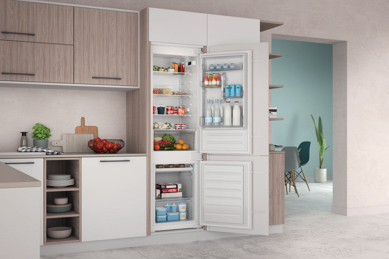 Indesit INC18D021A1 Da incasso 268 L Bianco