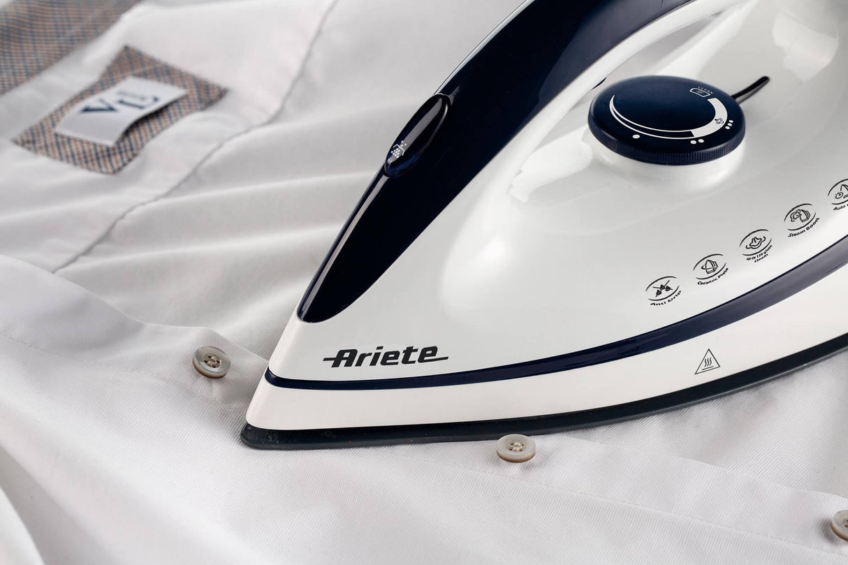 Ariete Steam Power Easy Sistema Stirante Blu e Bianco